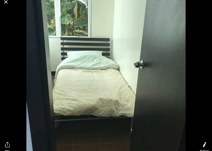 Apartahotel San Lorenzo Place Manila